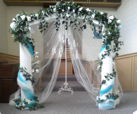  columns the partial archways are ideal for wedding planners 