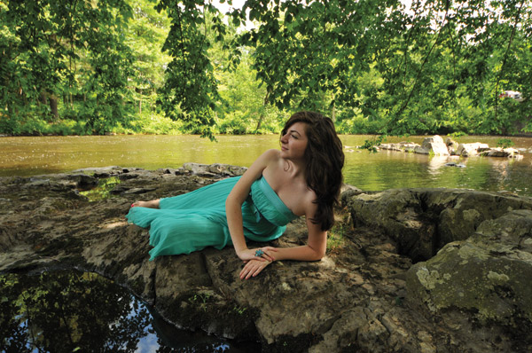 Wide-Angle Portraits: Sigma 8-16mm F4.5-5.6 DC HSM Lens Fits The