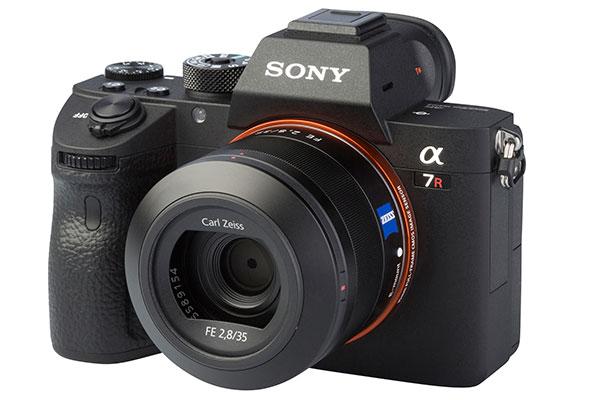 Sony a7r iii deals review