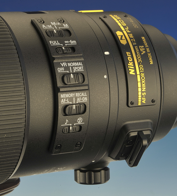 Nikon Nikkor AF-S 120-300mm f/2.8E FL ED SR VR Telephoto Zoom Lens 