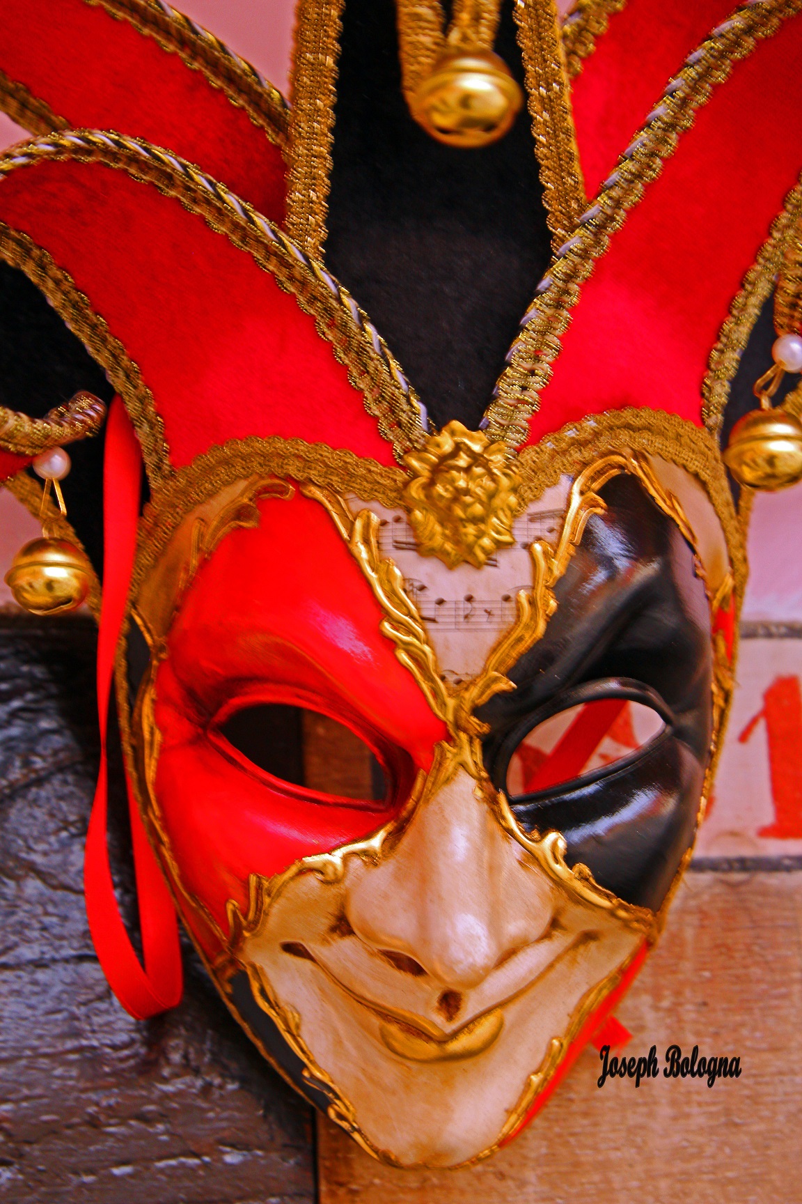 Арлекин маска 5 выпуск. Венецианская маска Арлекин. Маска Арлекина. Карнавальная маска "Арлекин". Мужская венецианская маска.