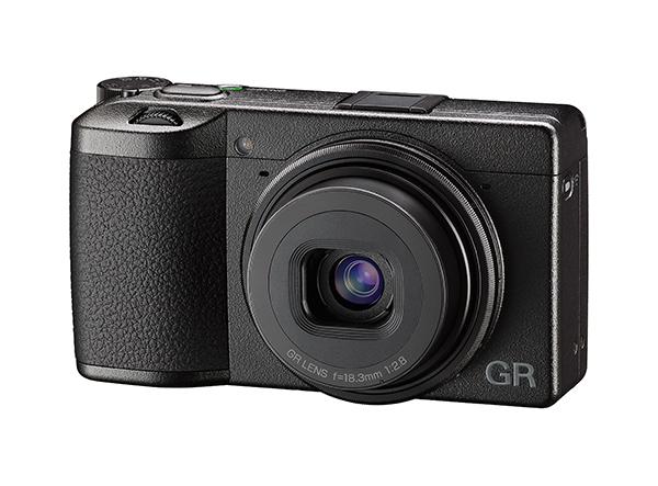Het pad Pittig snorkel Ricoh GR III Compact Camera Review: The New Street Shooting Champ? |  Shutterbug