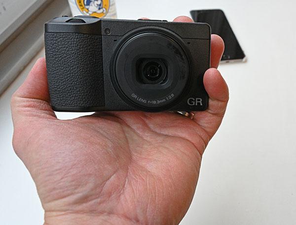 Afscheid Neerwaarts Ben depressief Ricoh Launches GR III Compact Camera with APS-C Sensor & Pro Features  (Hands-On Photos & Test Shots) | Shutterbug