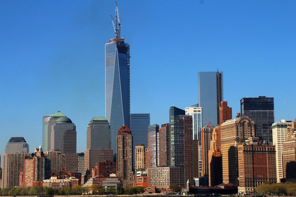 freedom tower new york skyline